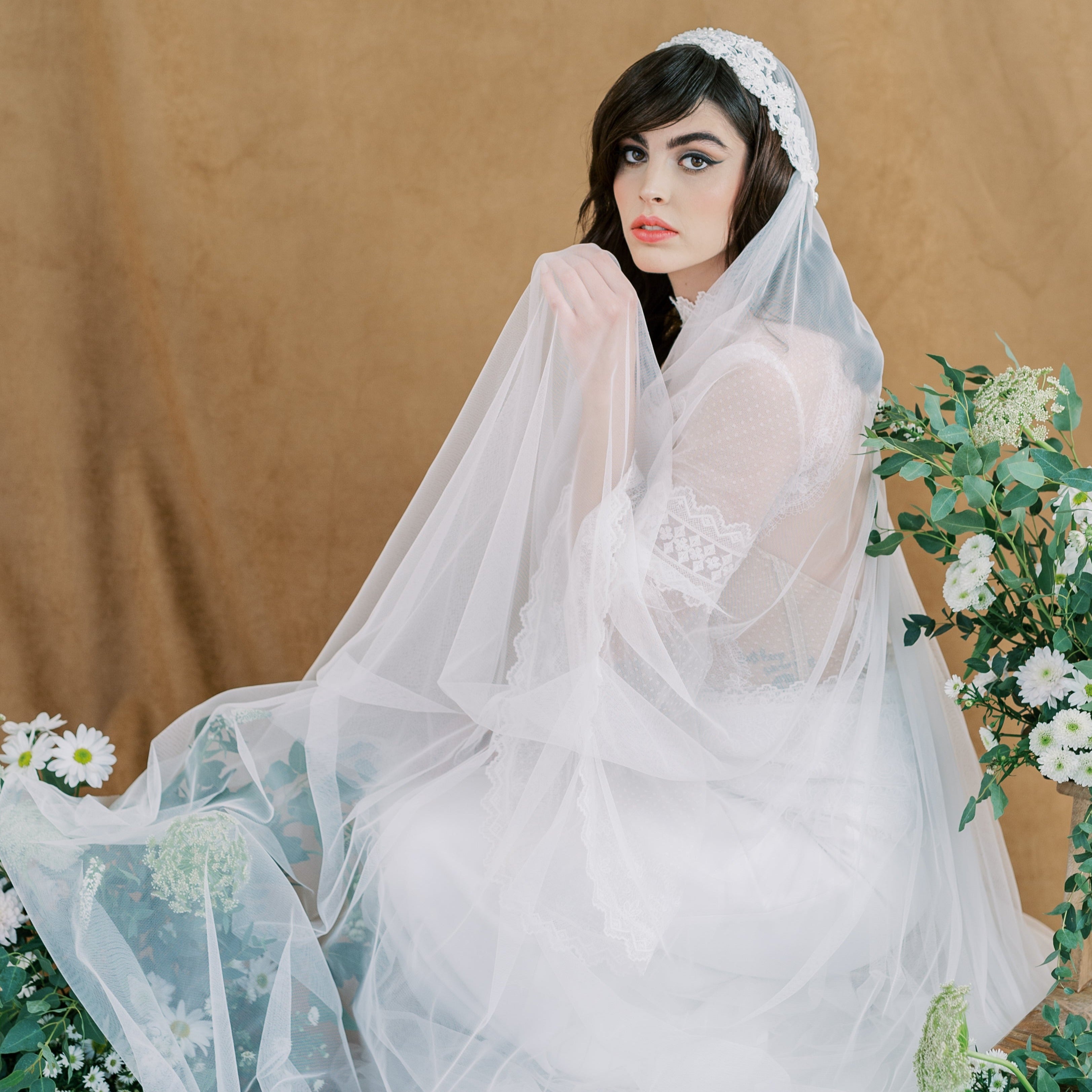 JONI Beaded Vintage Lace Juliet Veil – Blair Nadeau Bridal Adornments