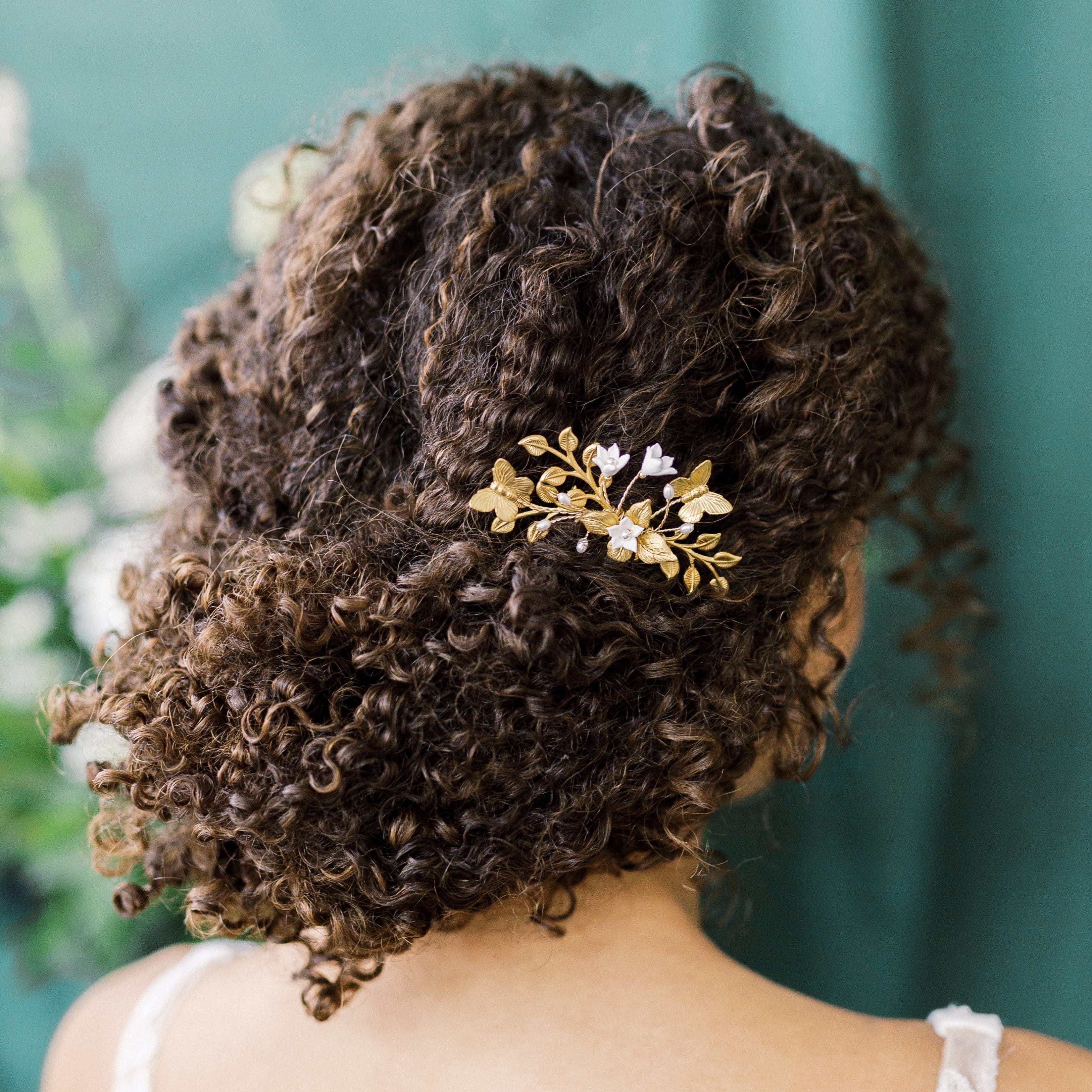 Brass deals hair comb