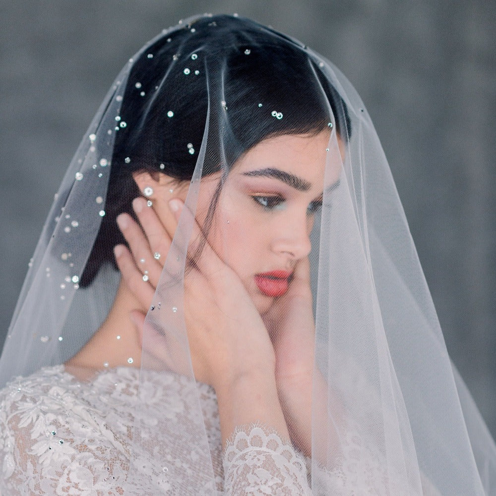 ASHLYN Scattered Crystal & Pearl Wedding Veil – Blair Nadeau Bridal  Adornments